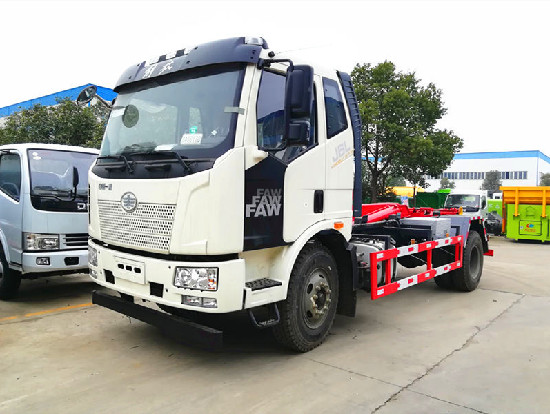 解放J6國六12~14方車廂可卸（鈎臂）式垃圾車