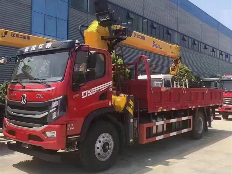 東風D3V/T3單橋8噸随車吊